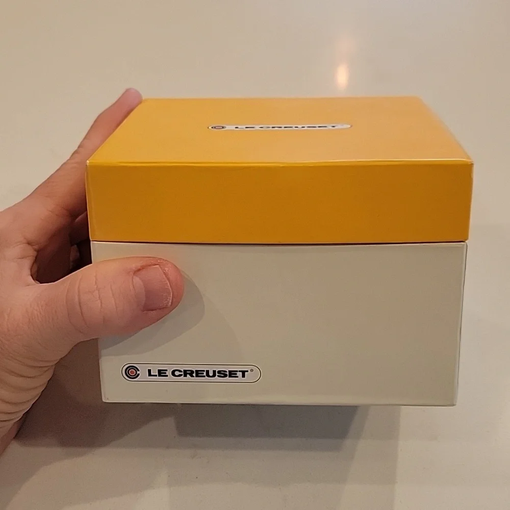 Le Creuset Rare Retired International Ombre  Heart Ramekin New In Box